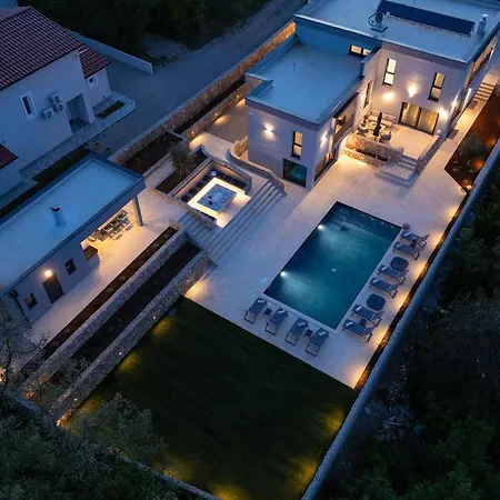 Stunning In With Sauna