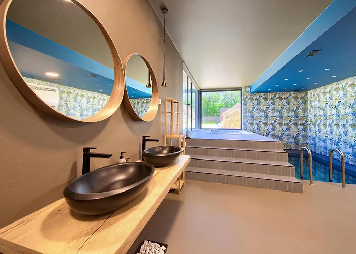 Hébergement de vacances Stunning In With Sauna *