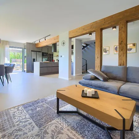 Holiday home Amazing In With Sauna Vrh (Krk)